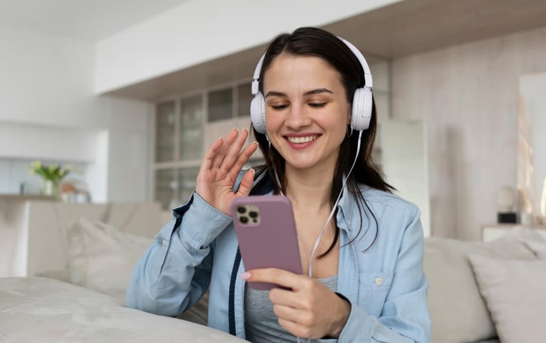 Lady on smartphone